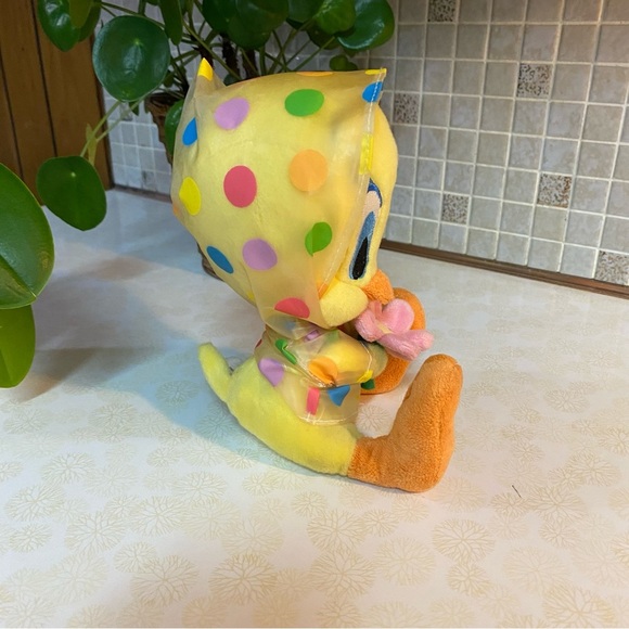Vintage Hallmark Tweety Bird Happy Spwingtime Tweety features sound 5 phrases - Picture 4 of 9
